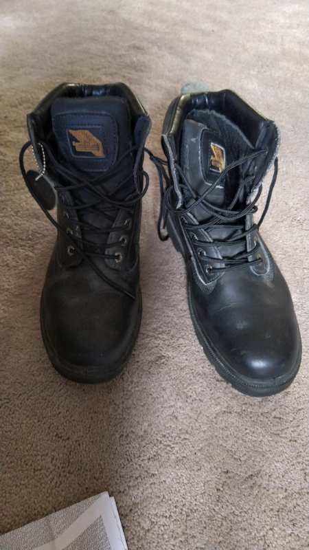 earthworks boots waterproof